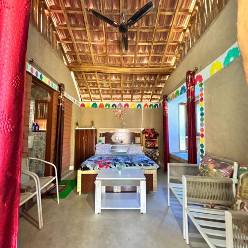 Saraswati Homestay, Malipura